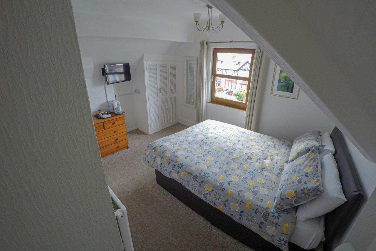 Ashdale Guest House Llandudno Exterior photo