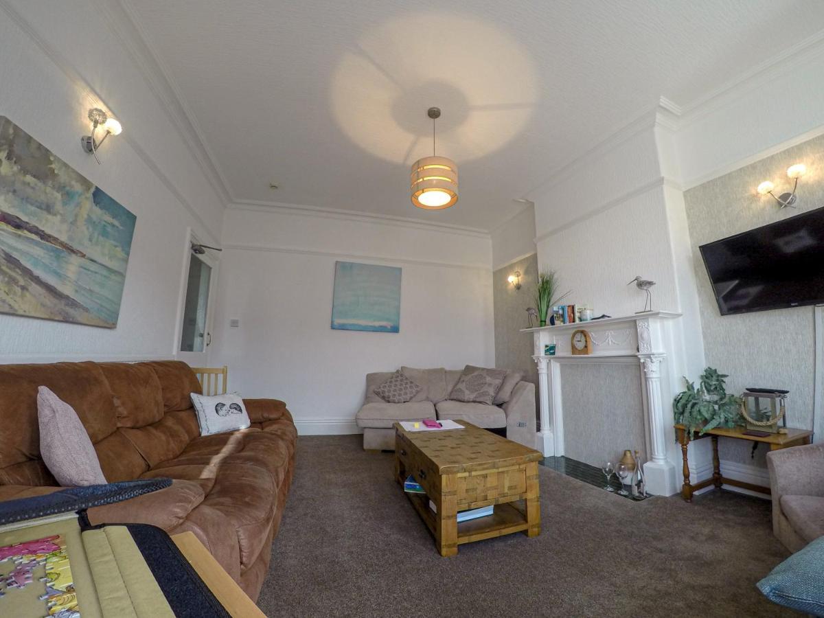 Ashdale Guest House Llandudno Exterior photo