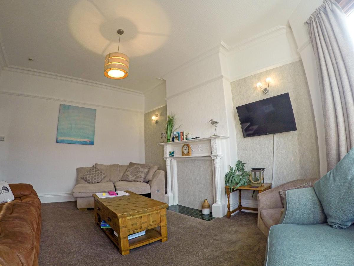 Ashdale Guest House Llandudno Exterior photo