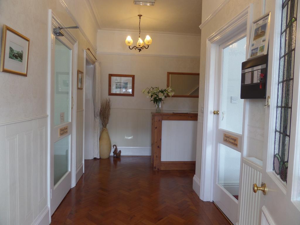 Ashdale Guest House Llandudno Exterior photo